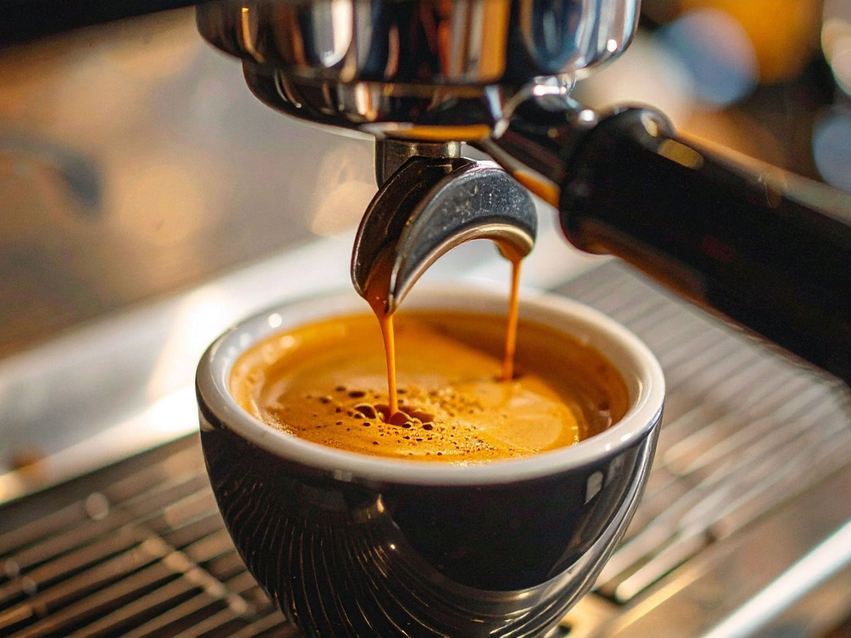 Espresso shot extraction into ceramic cup